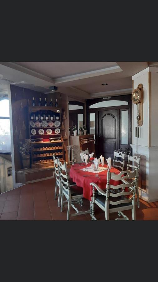 Cedar Lodge 3/4 Apartment Paradise Банско Экстерьер фото